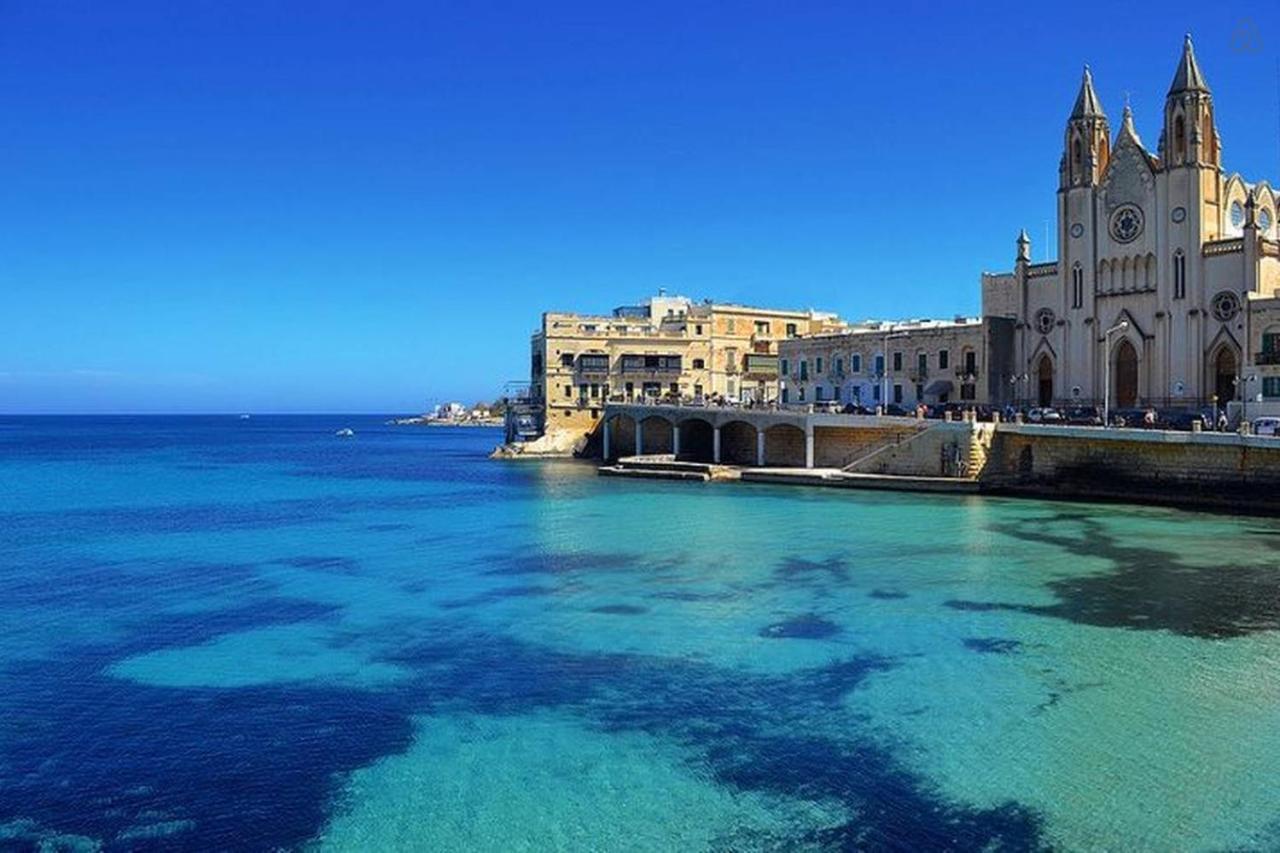 Splendid Seaside Retreat On Spinola Bay Apartman San Ġiljan Kültér fotó