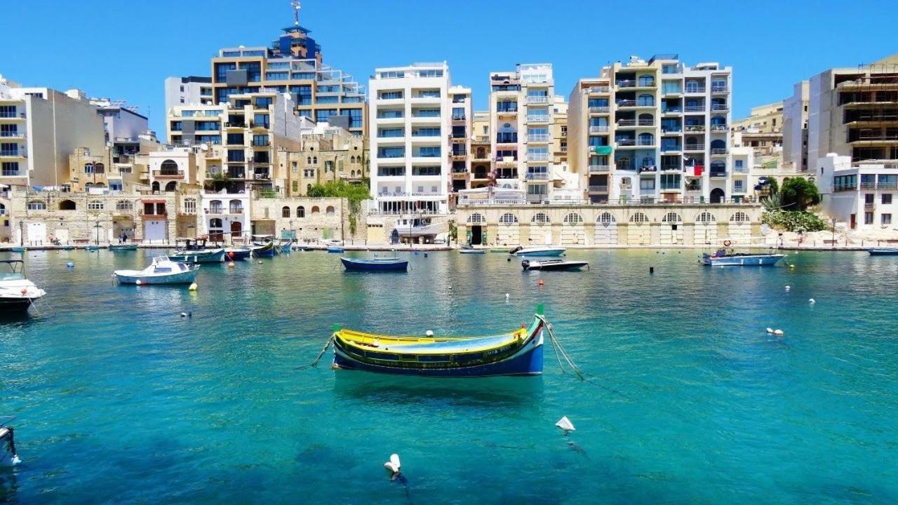 Splendid Seaside Retreat On Spinola Bay Apartman San Ġiljan Kültér fotó