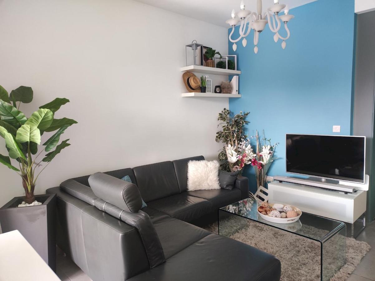 Splendid Seaside Retreat On Spinola Bay Apartman San Ġiljan Kültér fotó